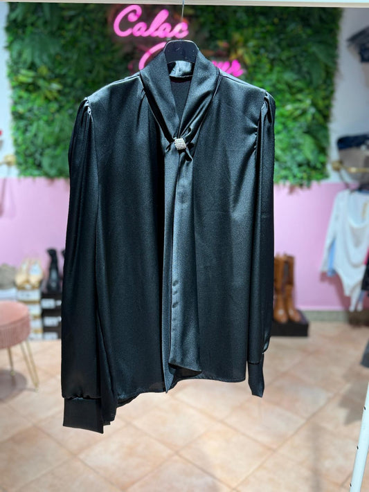 CAMICIA CON ACCESSORIO